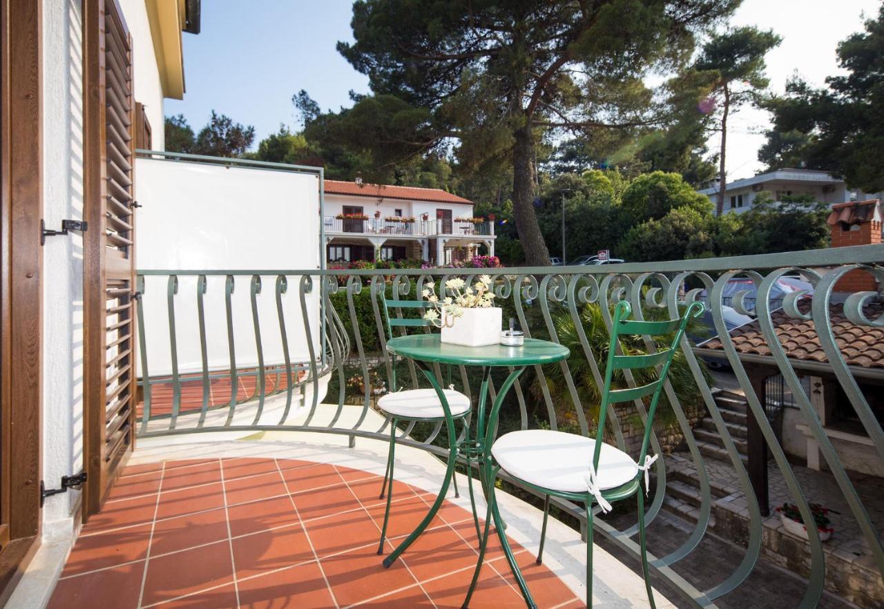 Sobe Number 9 Bed and Breakfast Rovinj Exterior foto