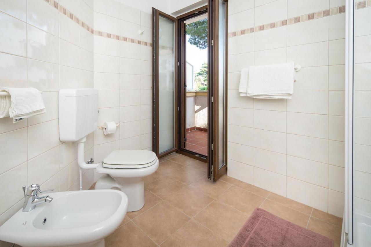 Sobe Number 9 Bed and Breakfast Rovinj Exterior foto